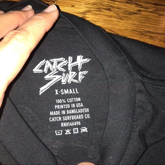 New Catch Surf Mens Top - Picture 3 of 5